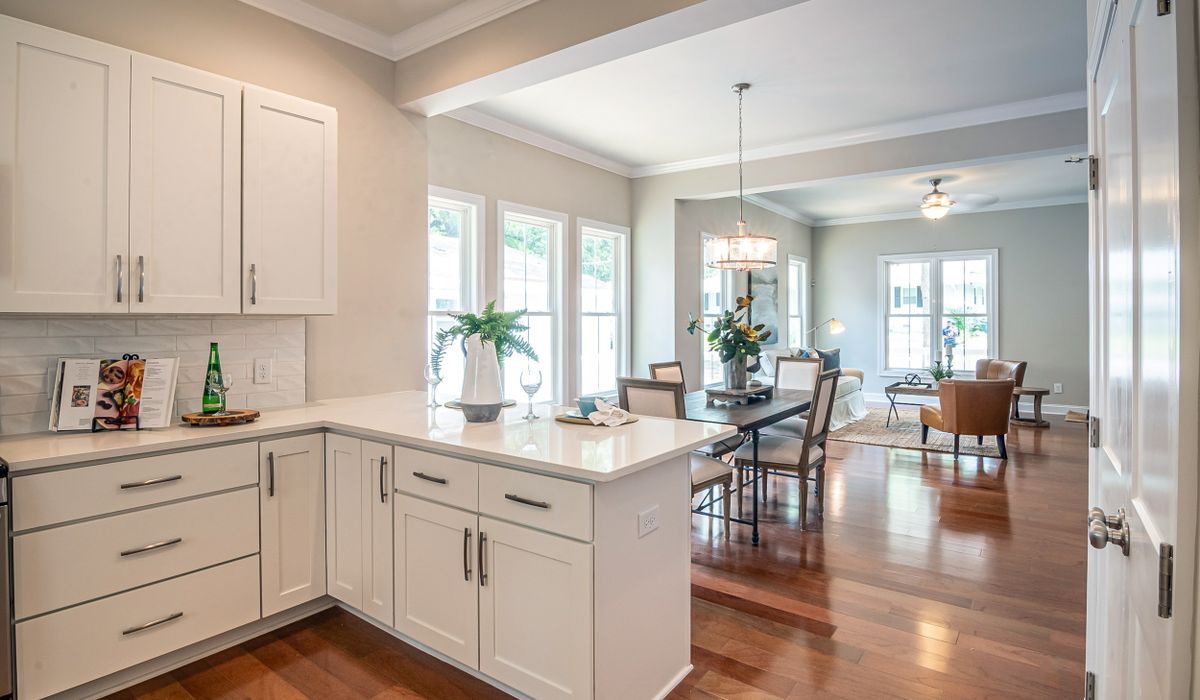 Using Mirrors to Improve Light in Dark Rooms